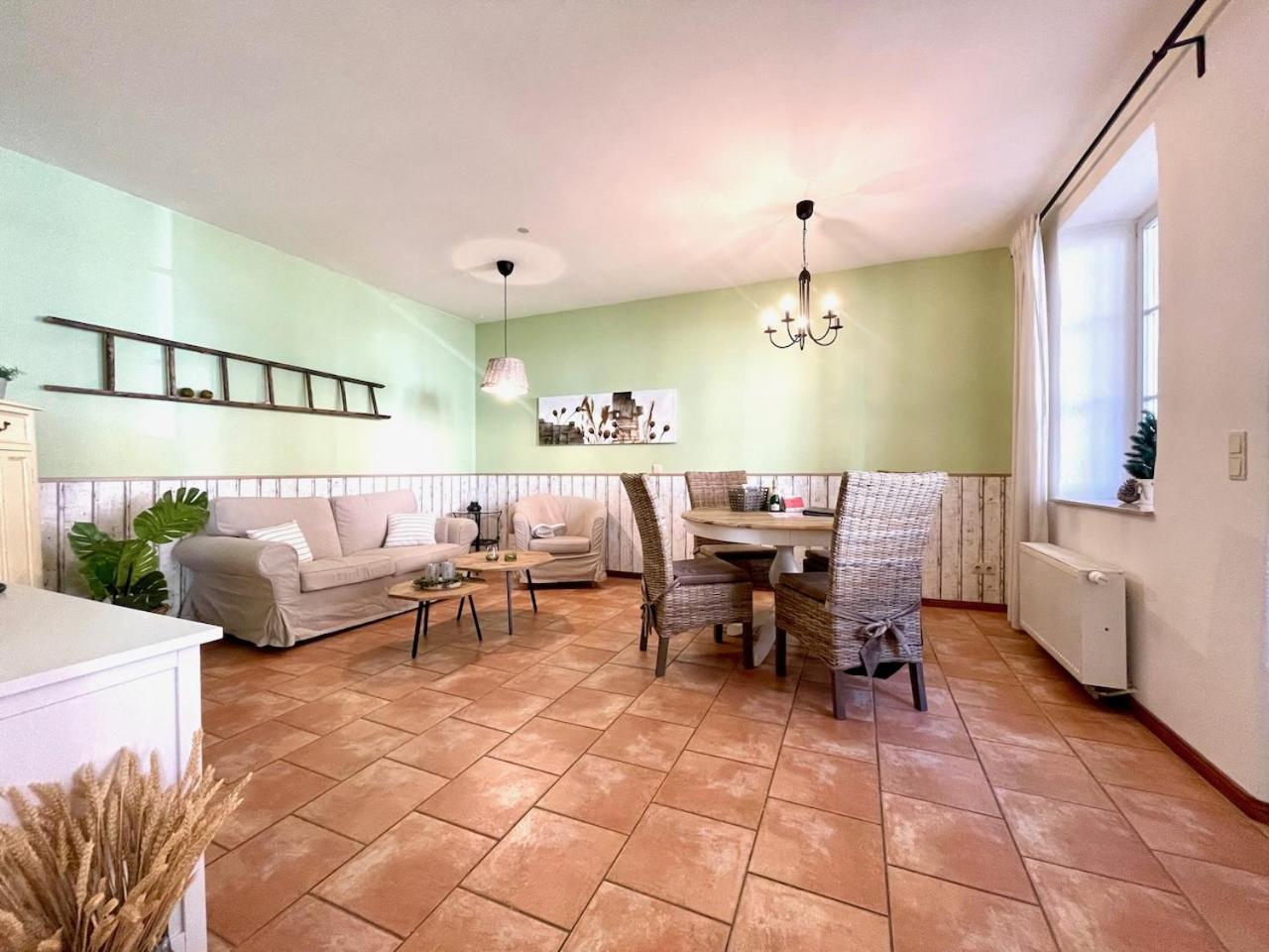 Apartament Monsei In *